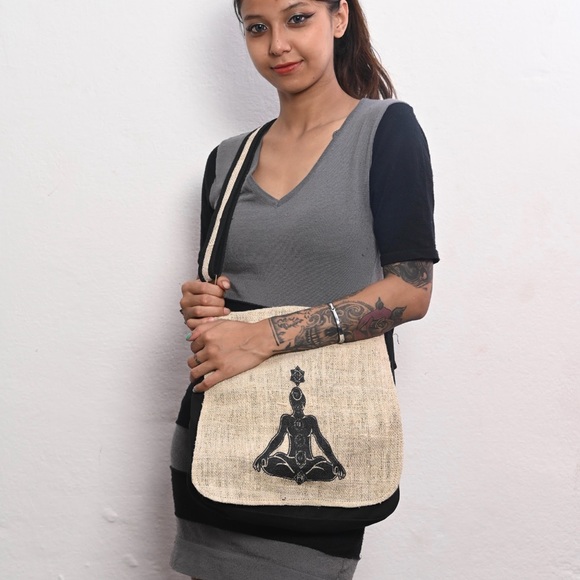 Chakra Printed Crossbody Bag - Picture 8 of 9